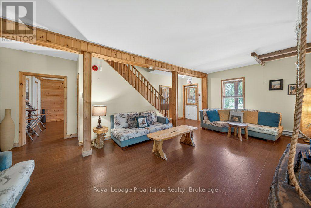 2471 ROAD 506 - 8