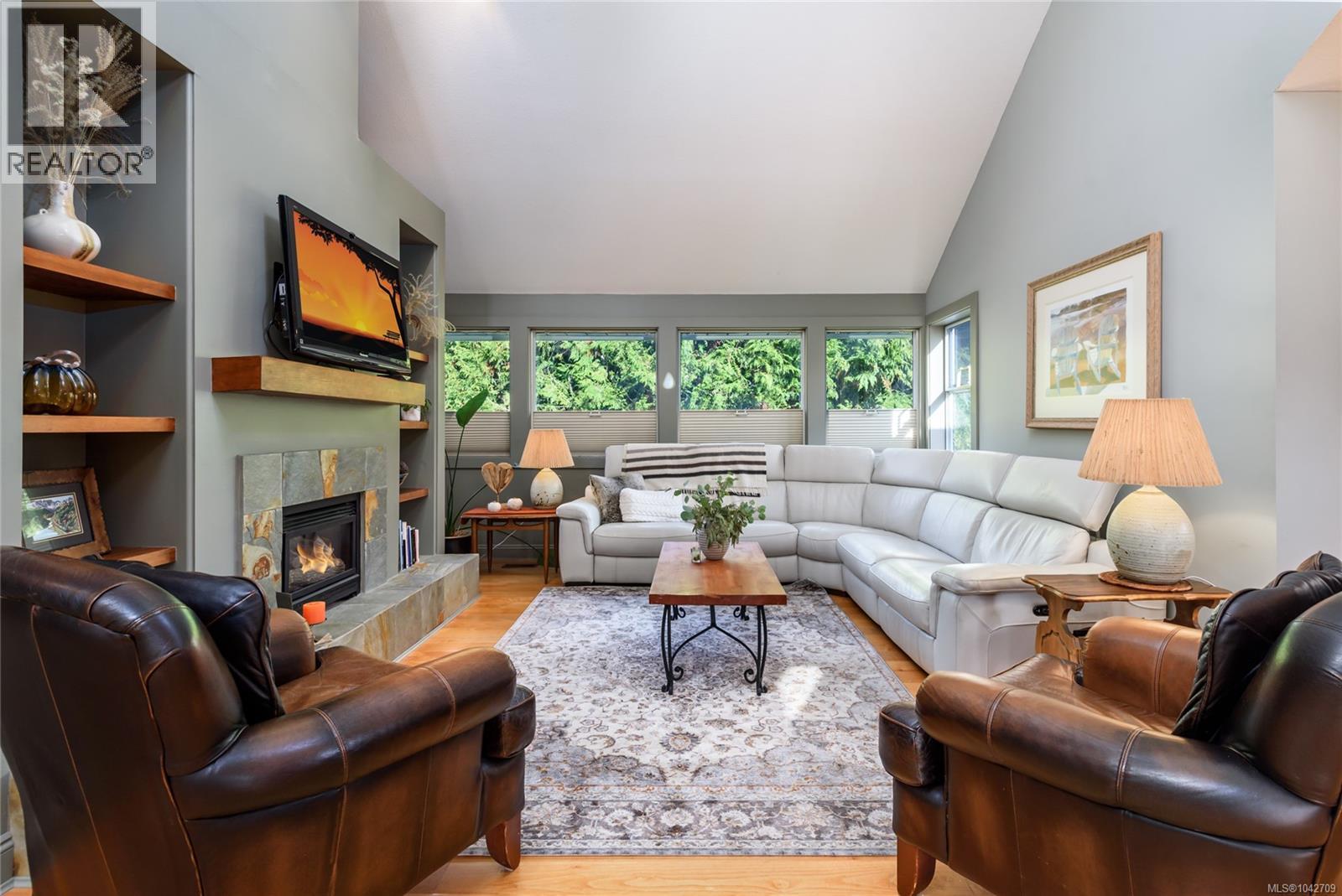 1716 Tofino Pl - 13