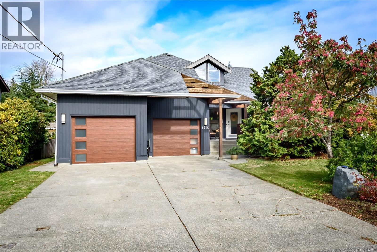 1716 Tofino Pl - 2