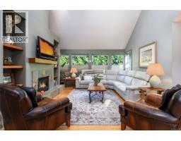 Kitchen - 1716 Tofino Pl, Comox, BC V9M1B8 Photo 13