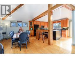 1716 Tofino Pl, Comox, BC V9M1B8 Photo 17