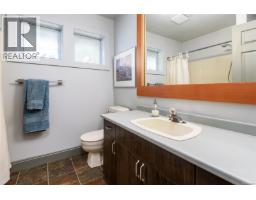1716 Tofino Pl, Comox, BC V9M1B8 Photo 25
