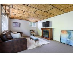 1716 Tofino Pl, Comox, BC V9M1B8 Photo 38