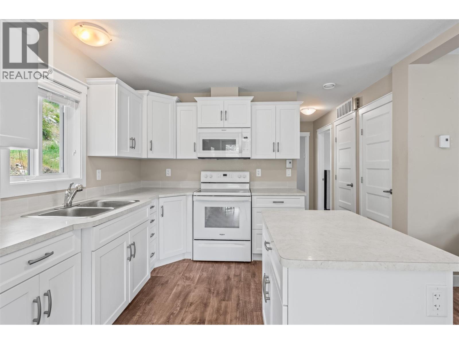 654 Udell Road - 11