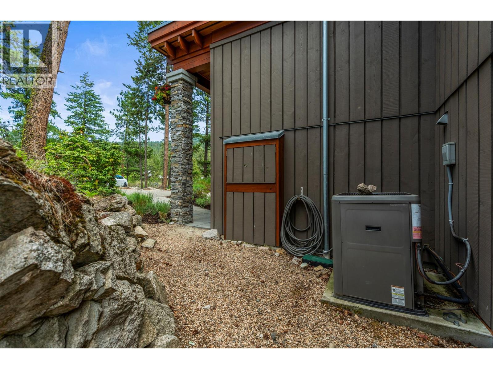 #158 9845 Eastside Road - 49