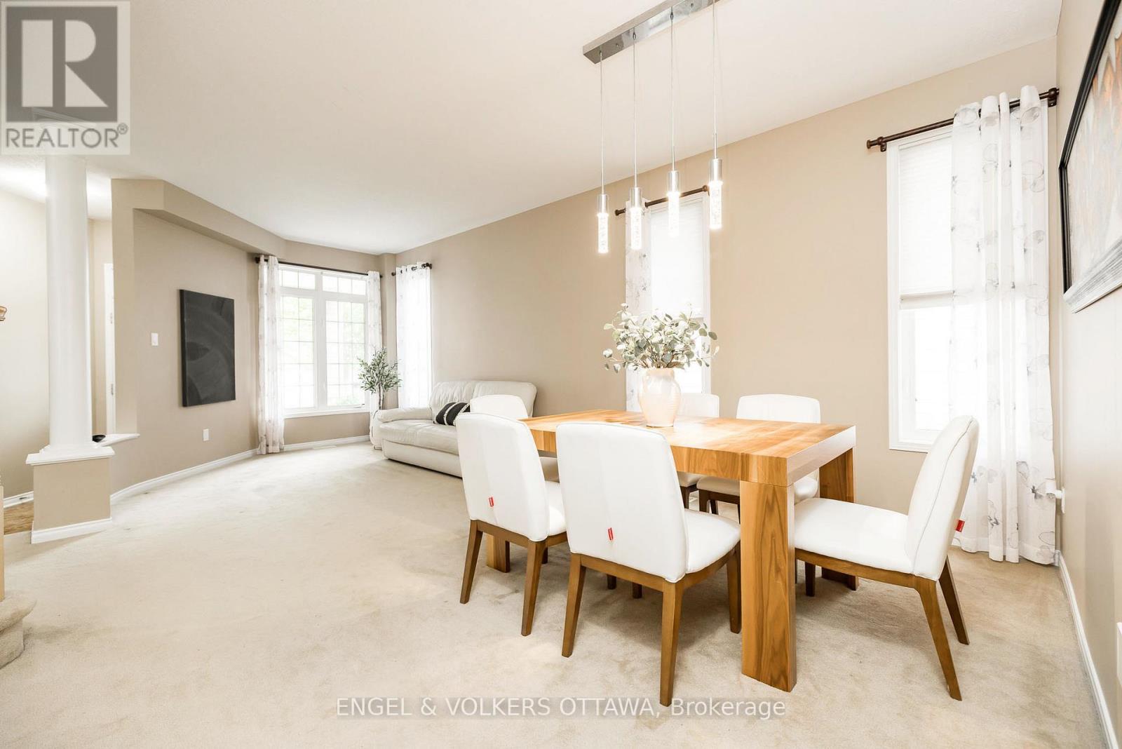 166 MACARA CRESCENT, Ottawa. Luxury613. By Peter Sagos - Image 10