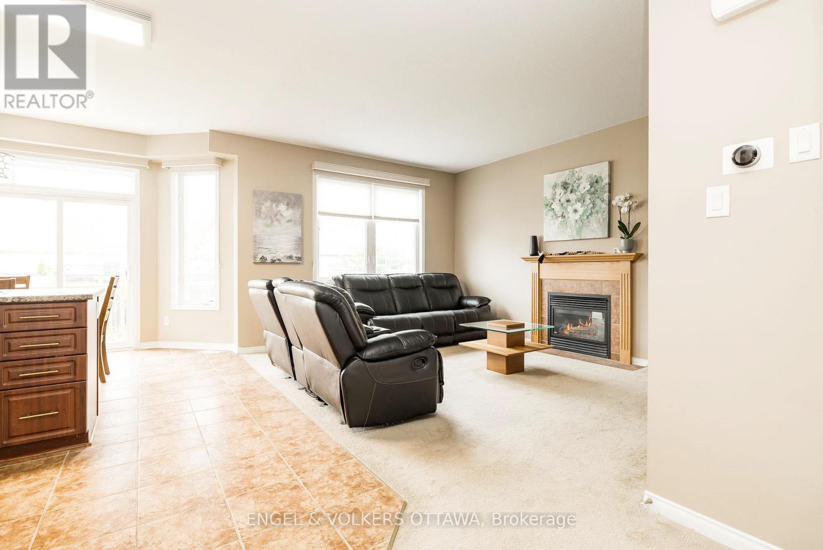 166 MACARA CRESCENT, Ottawa. Luxury613. By Peter Sagos - Image 16
