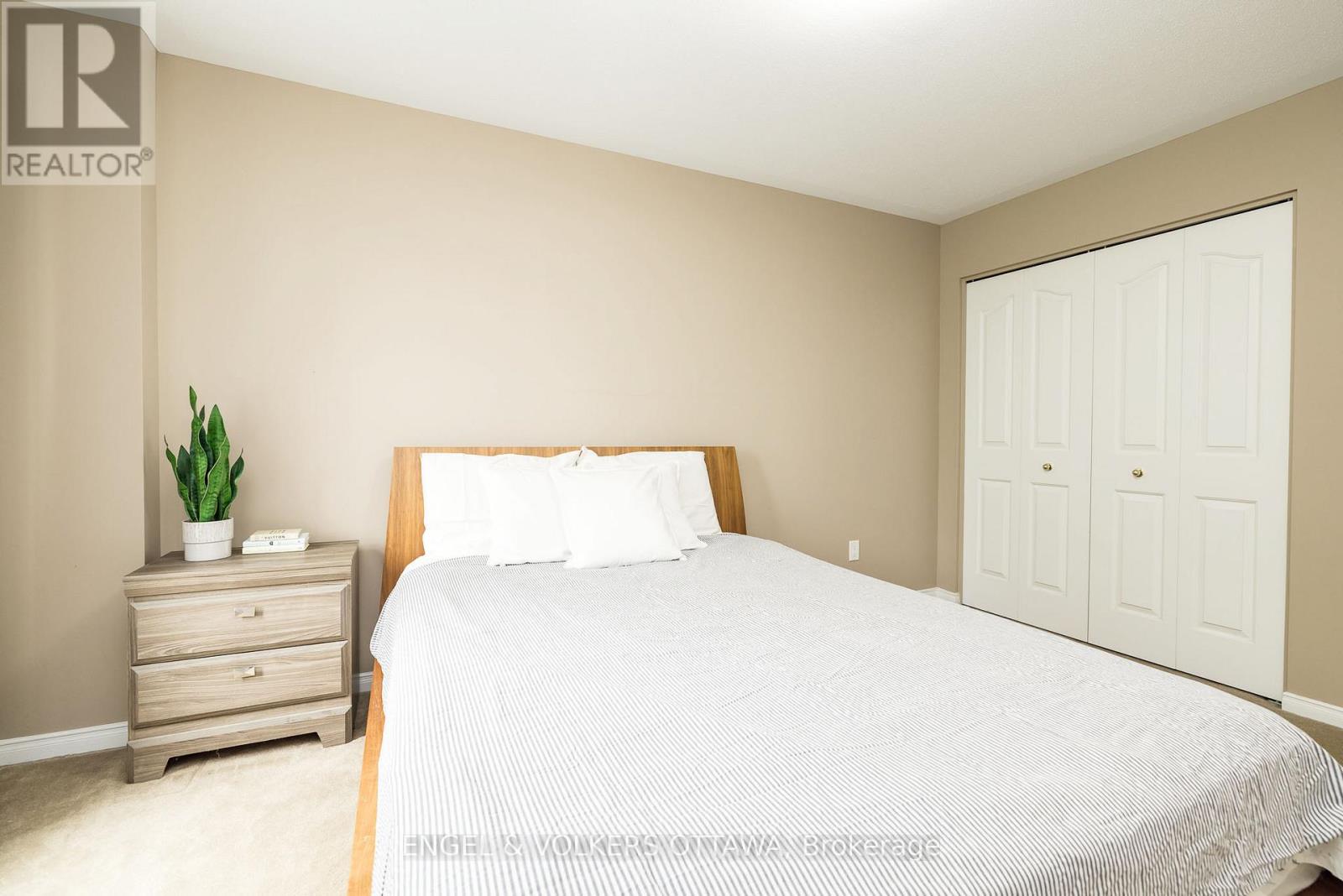 166 MACARA CRESCENT, Ottawa. Luxury613. By Peter Sagos - Image 35