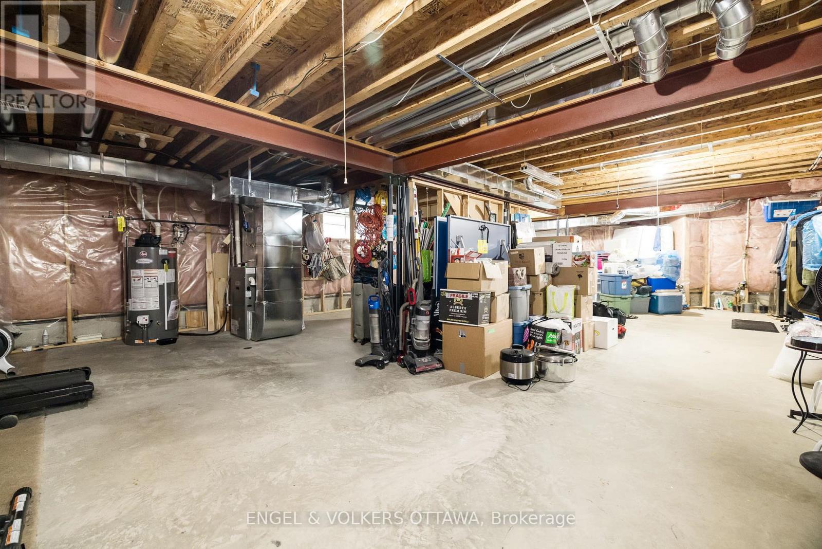 166 MACARA CRESCENT, Ottawa. Luxury613. By Peter Sagos - Image 44