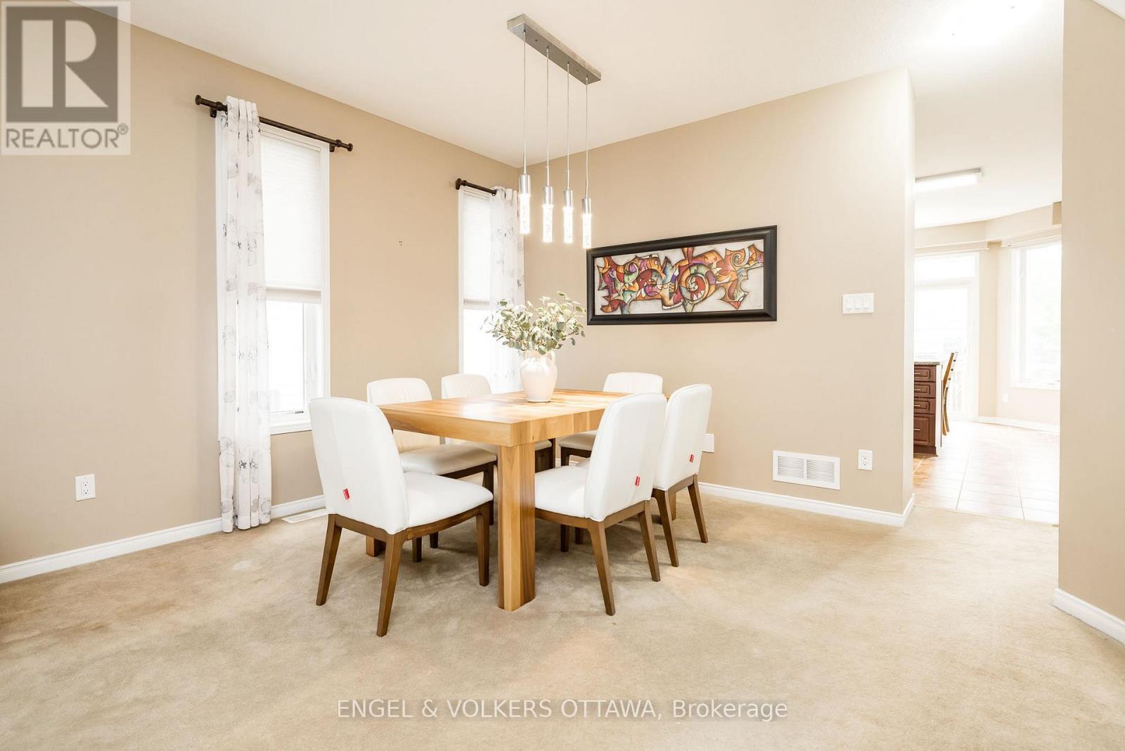 166 MACARA CRESCENT, Ottawa. Luxury613. By Peter Sagos - Image 9