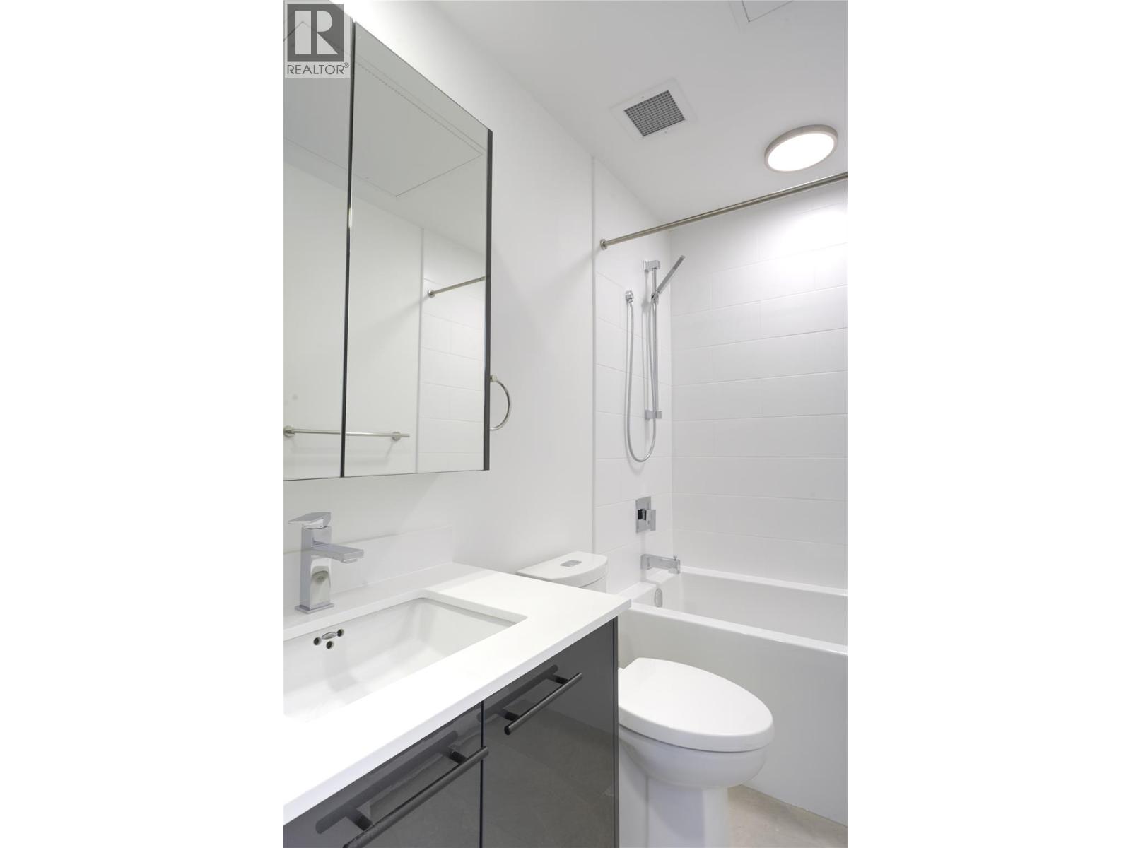 1380 Pridham Avenue Unit# 510 photo 7