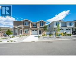378 Chardonnay Avenue, Oliver