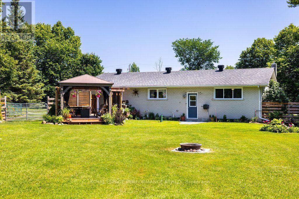 81 FRONT ROAD - 37