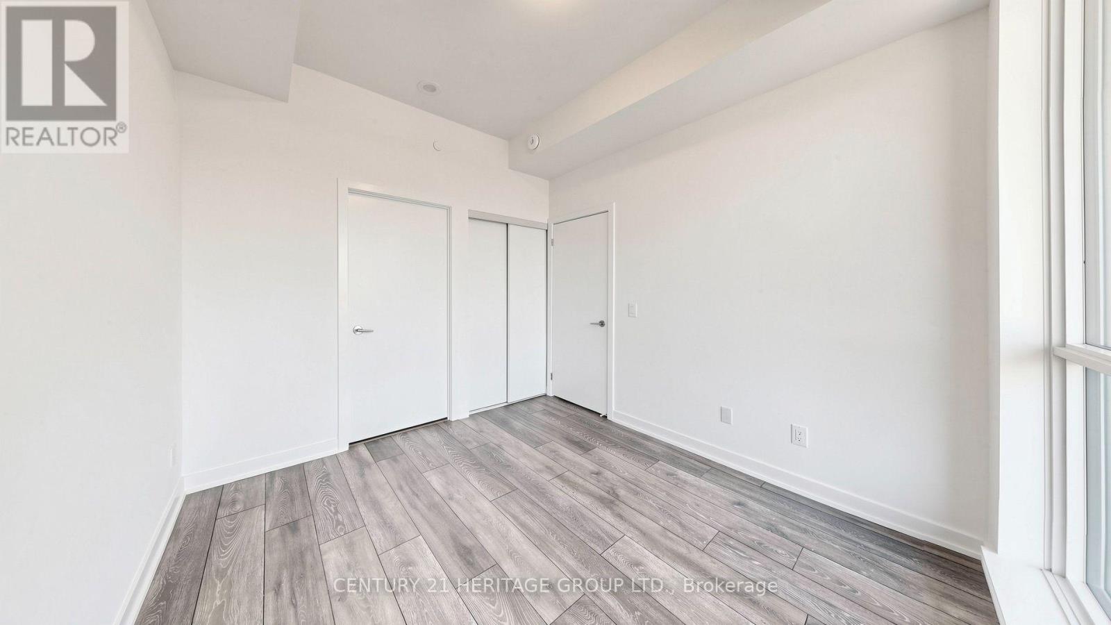#622 8888 YONGE STREET - 14