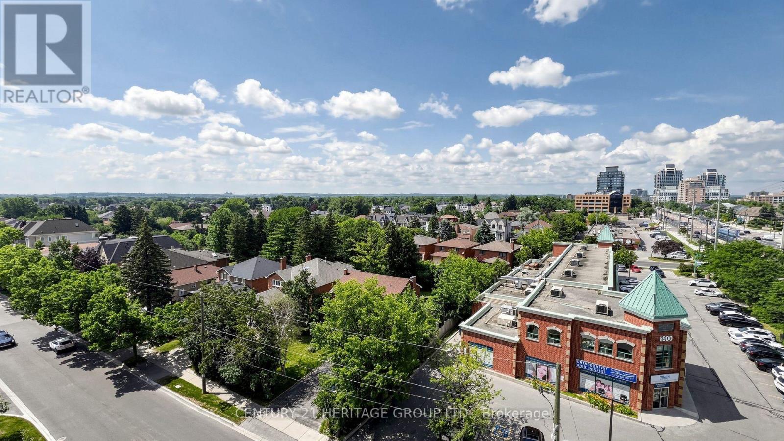 #622 8888 YONGE STREET - 35