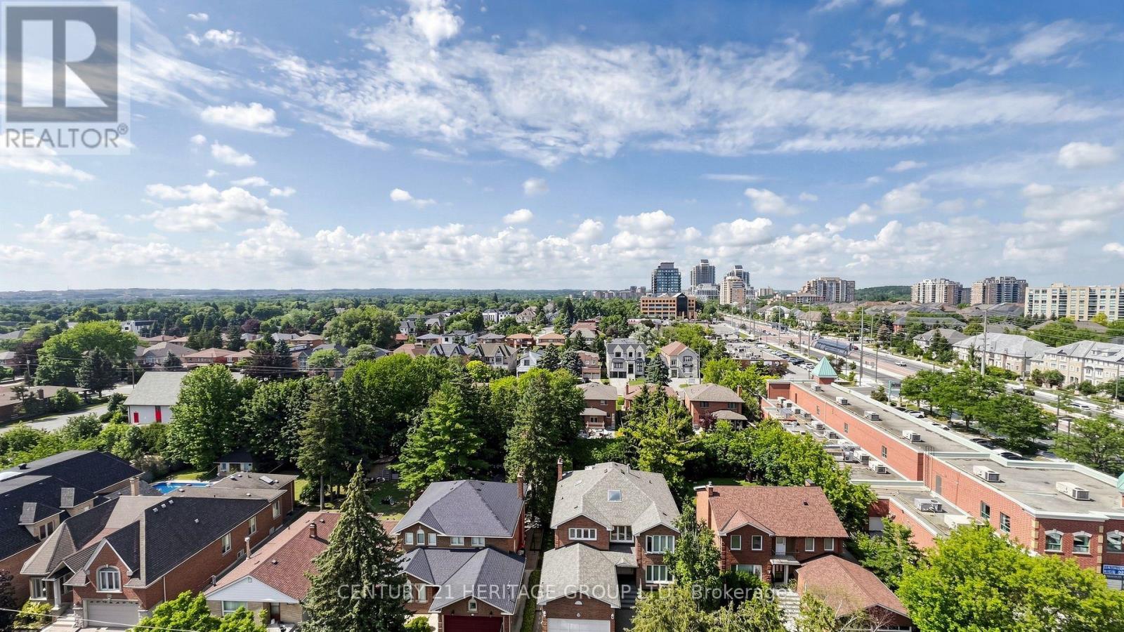 #622 8888 YONGE STREET - 38