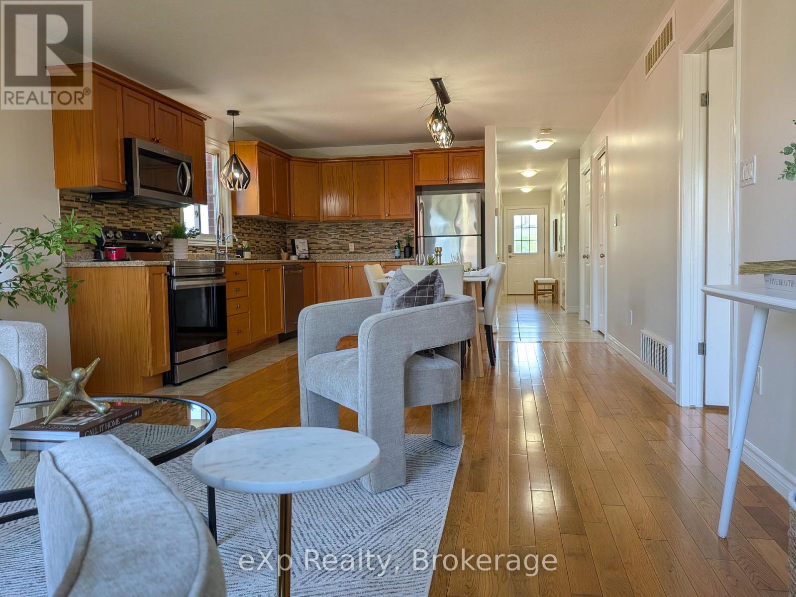 489 DANBY STREET E - Image 5