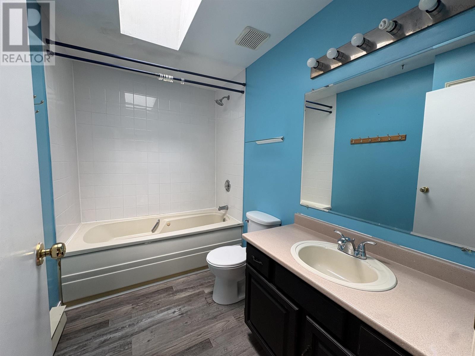 1 Whites Lake Avenue - 22