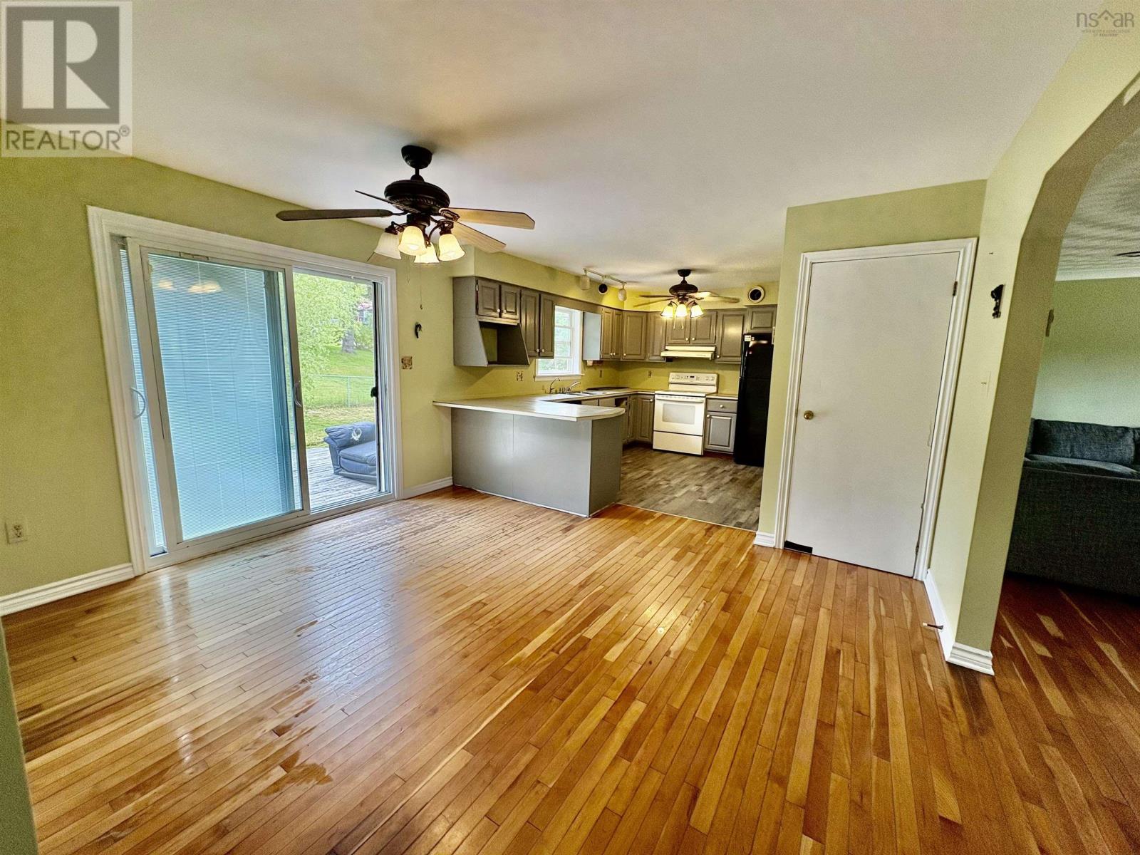 1 Whites Lake Avenue - 14