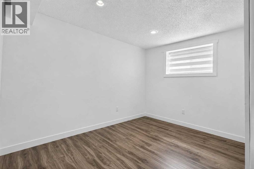 128 Castledale Crescent NE - Image 27