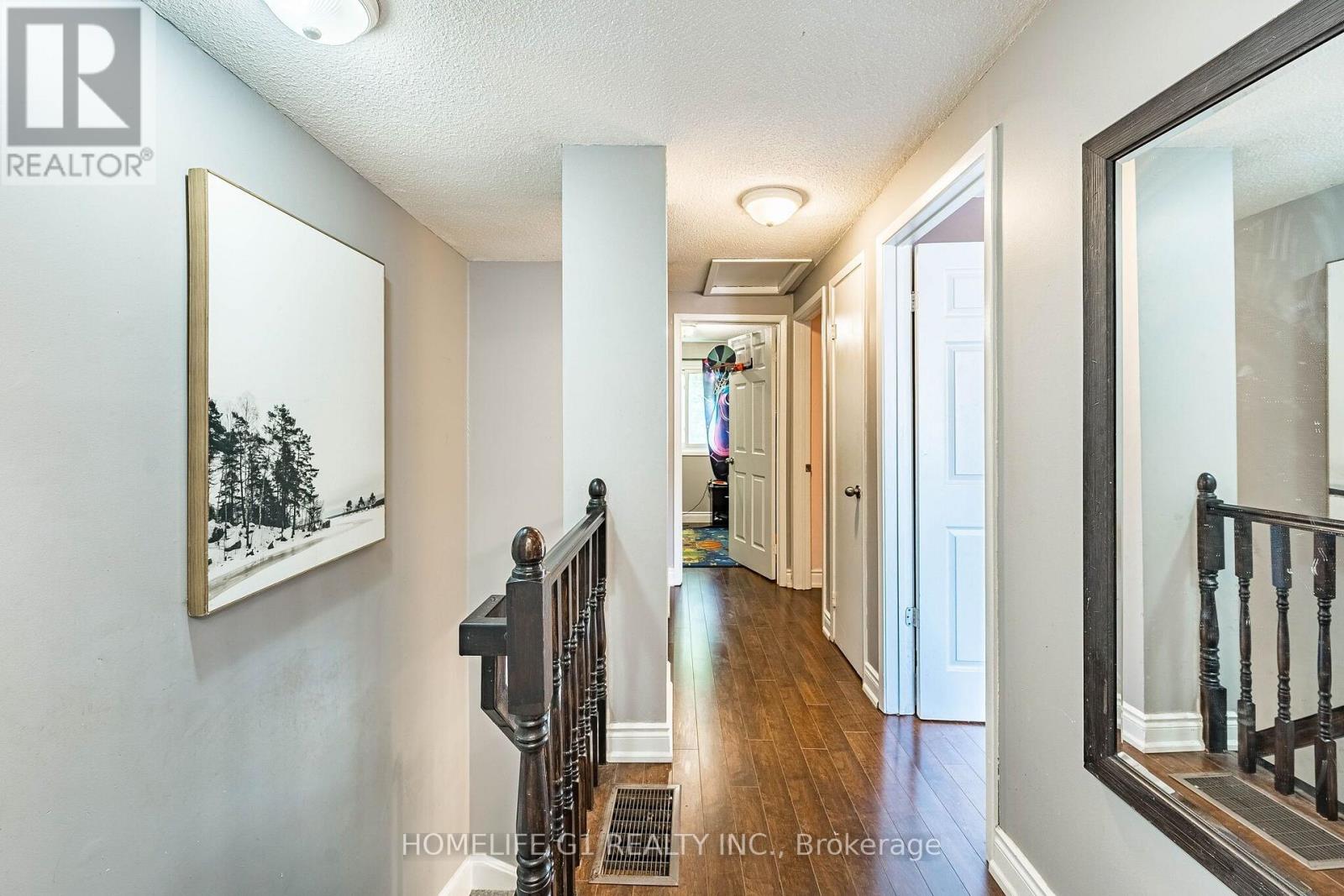 48 THATCHER COURT - 16