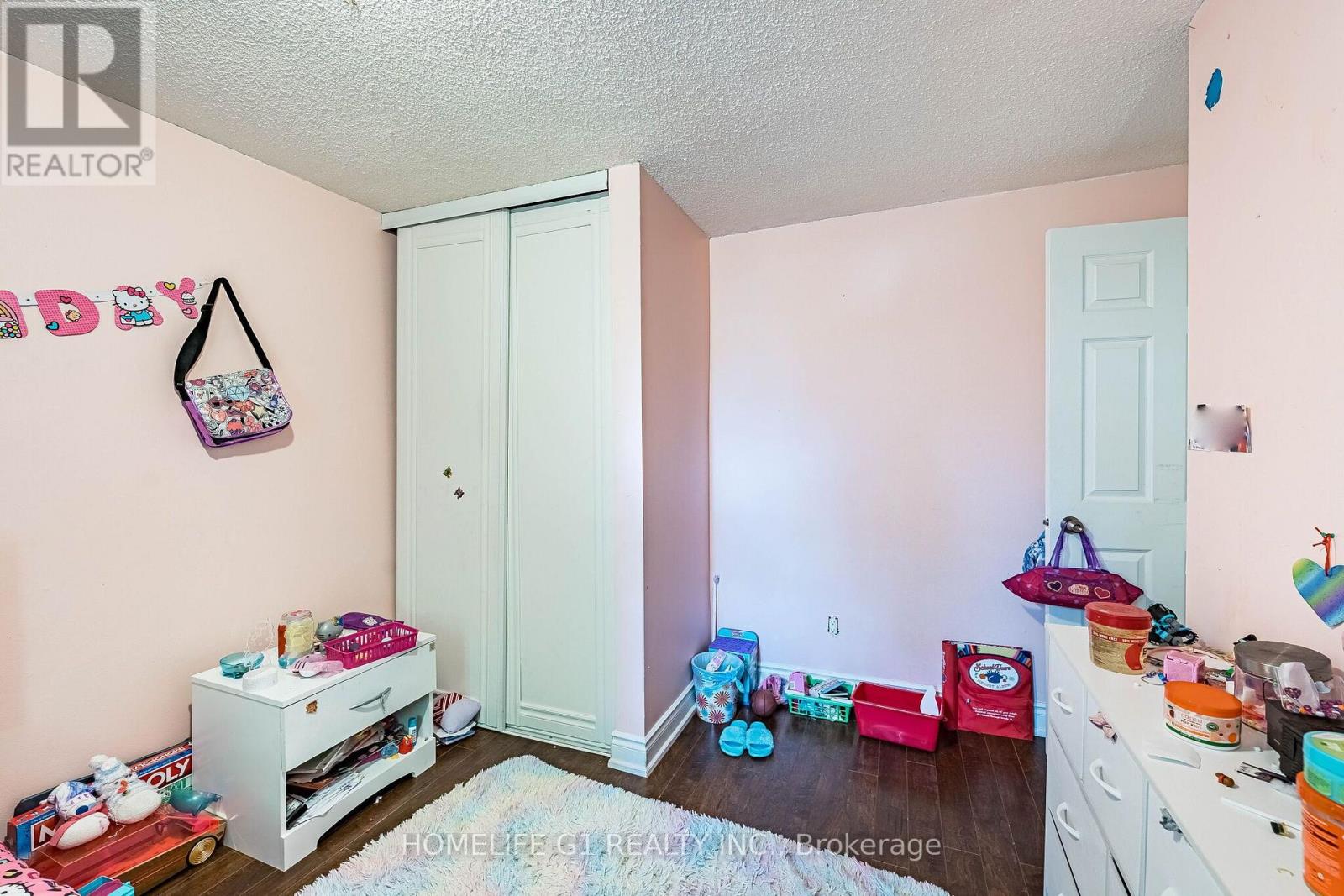 48 THATCHER COURT - 20