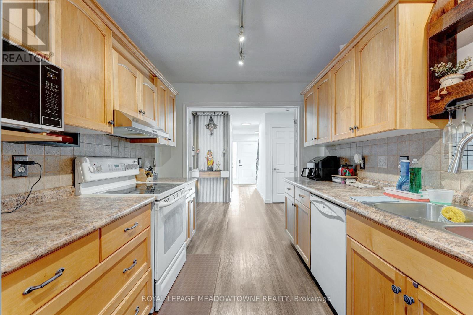 71 MCFARLANE DRIVE - Image 7