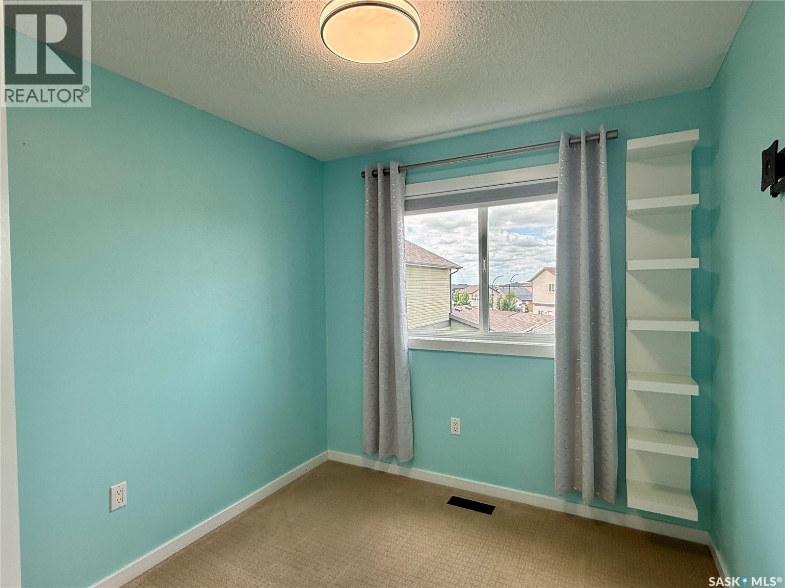 307 810 HAMPTON CIRCLE — photo 13