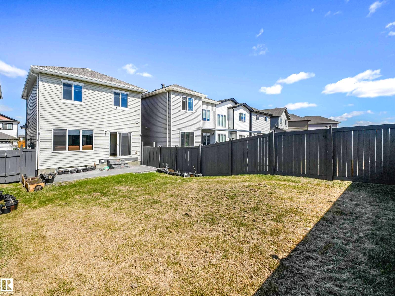 2435 12 AV NW - 11