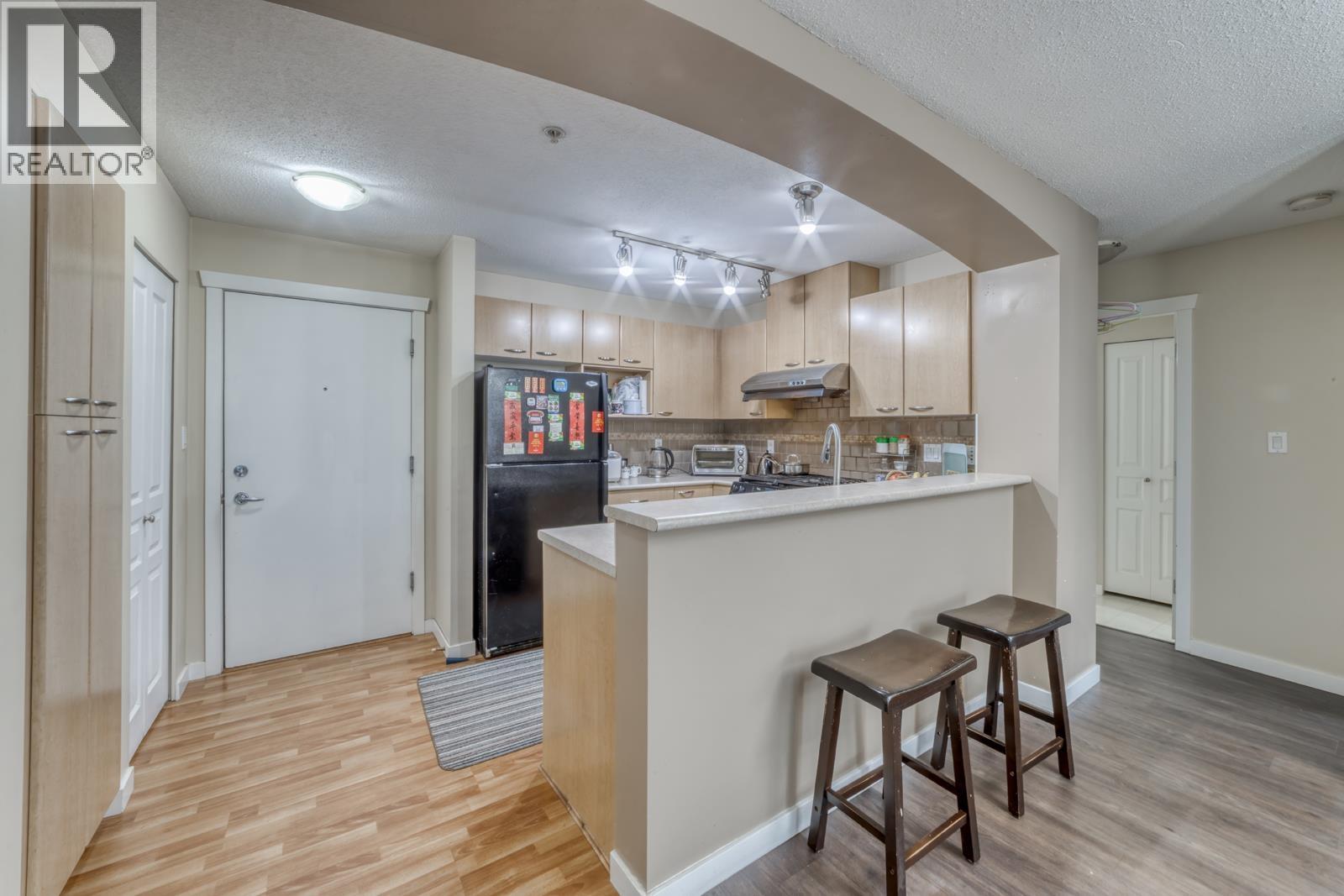 314 2958 SILVER SPRINGS BOULEVARD, Coquitlam