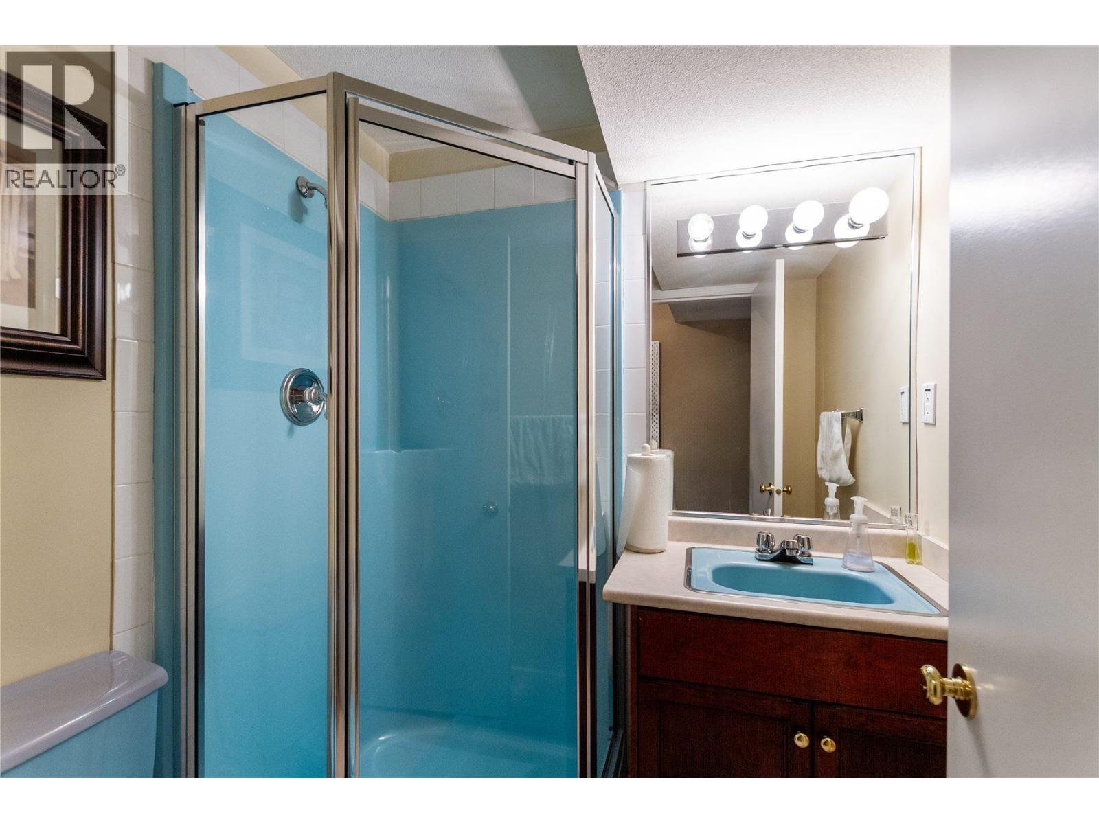 936 CAITHNESS CRESCENT, Port Moody