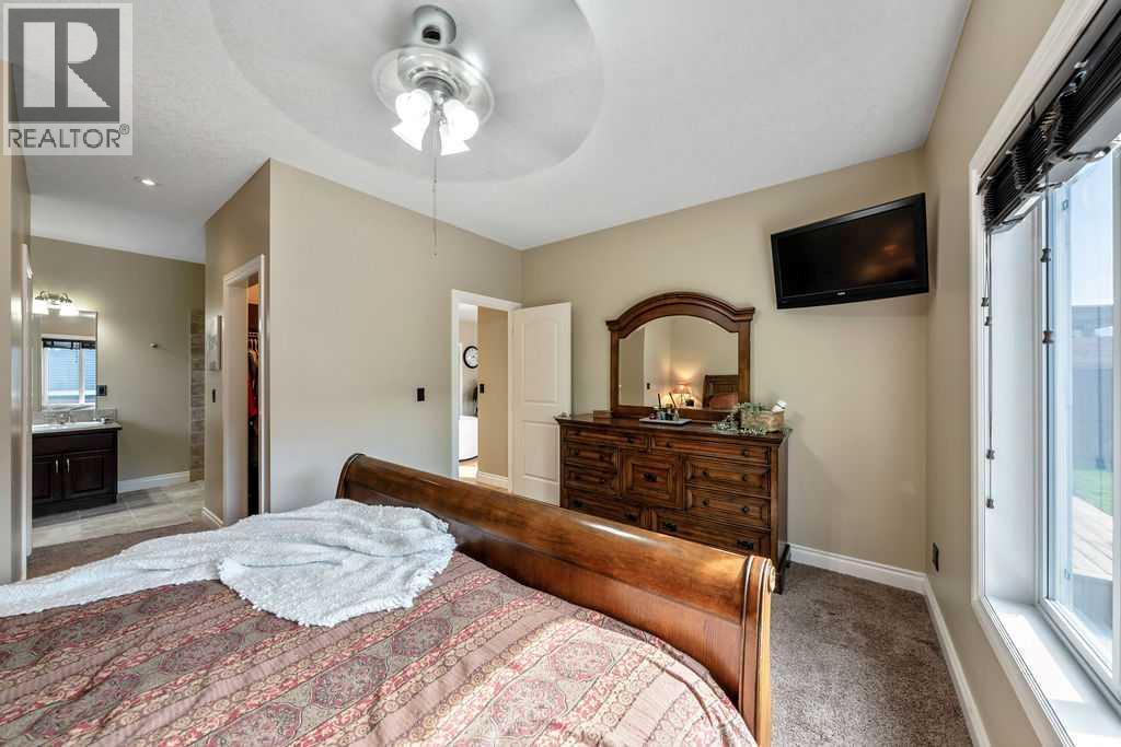 709 3 Street SW - 20