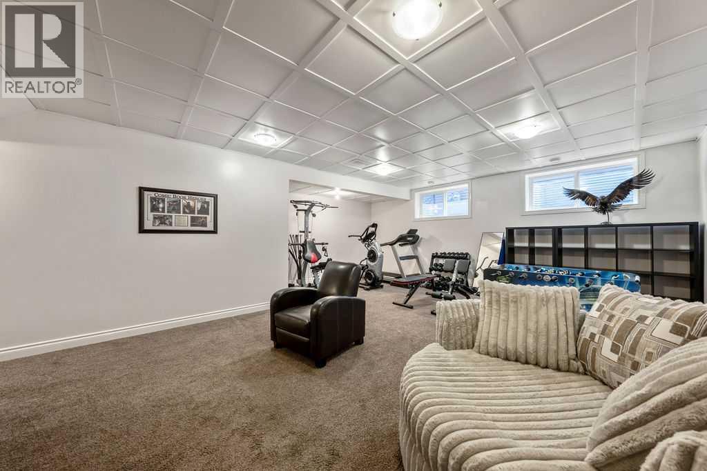 709 3 Street SW - 31
