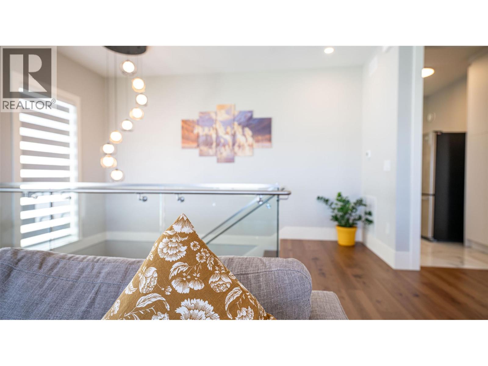 950 Mt Griffin Road - 32
