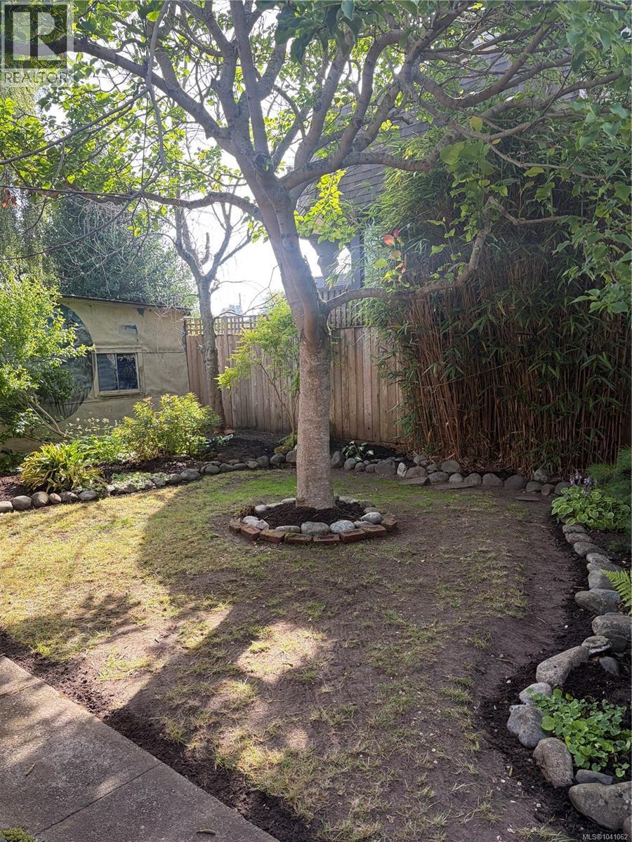 35 San Jose Ave W - 38