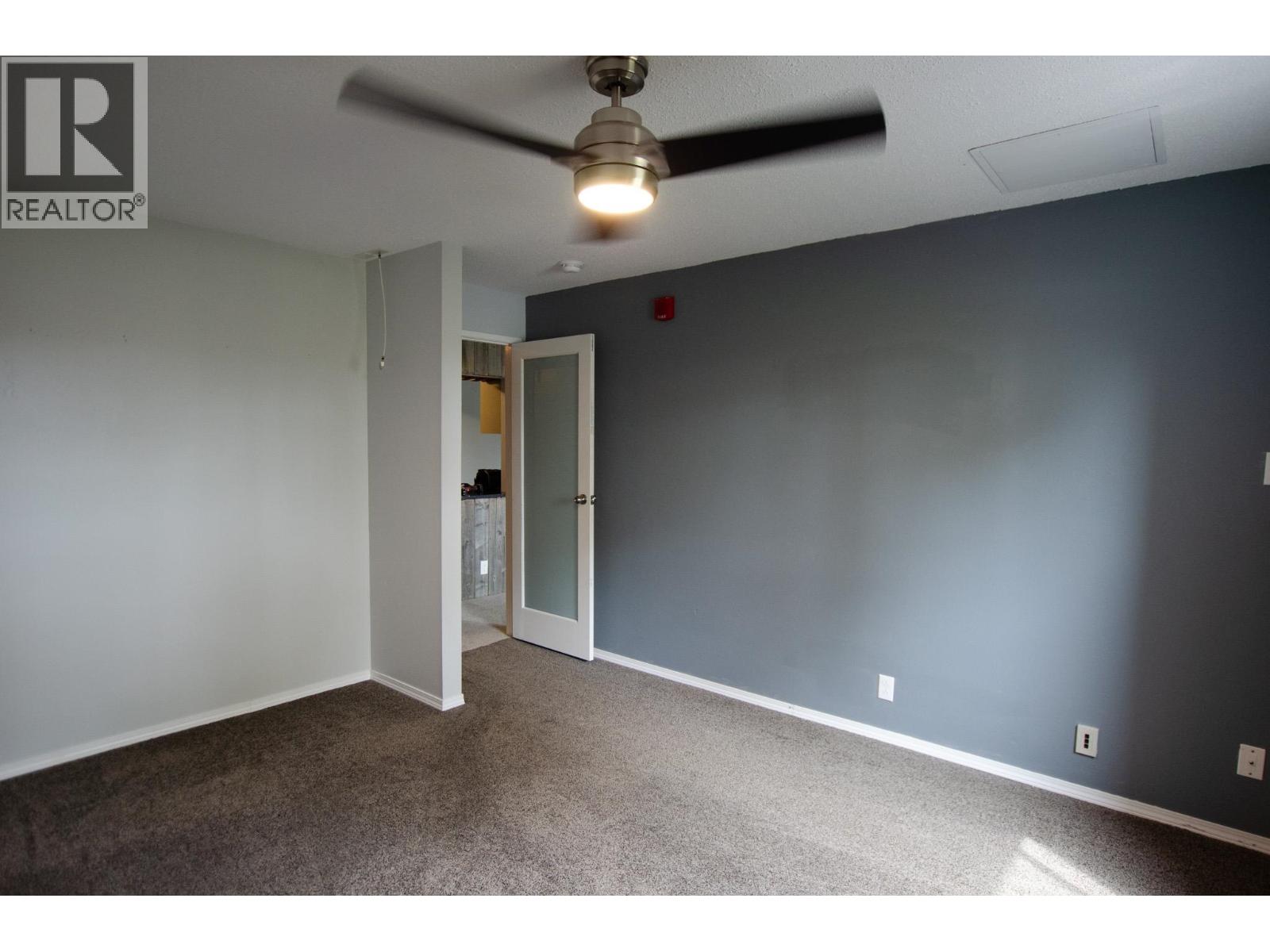 #215 392 KILLOREN CRESCENT - 12