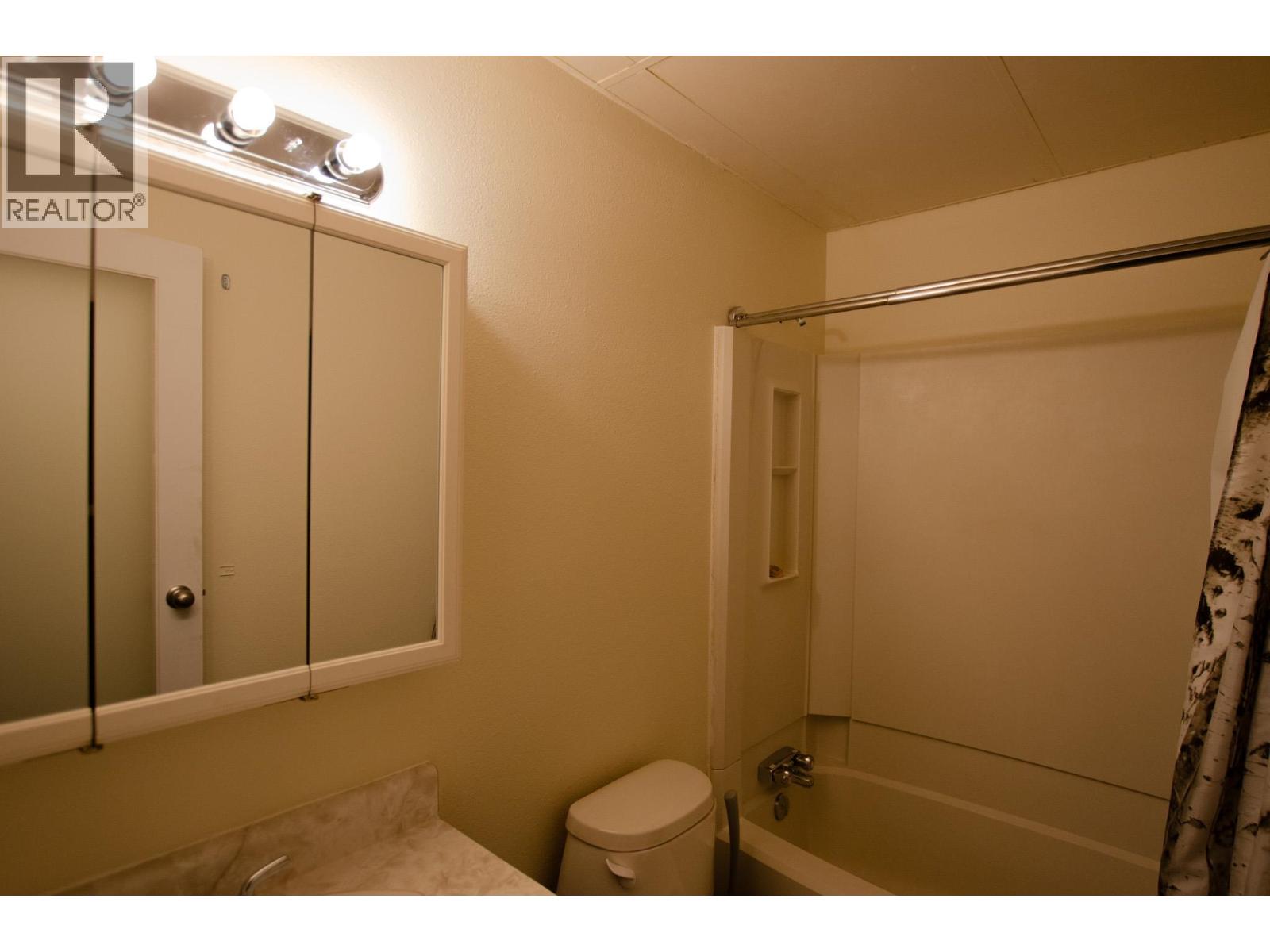 #215 392 KILLOREN CRESCENT - 13