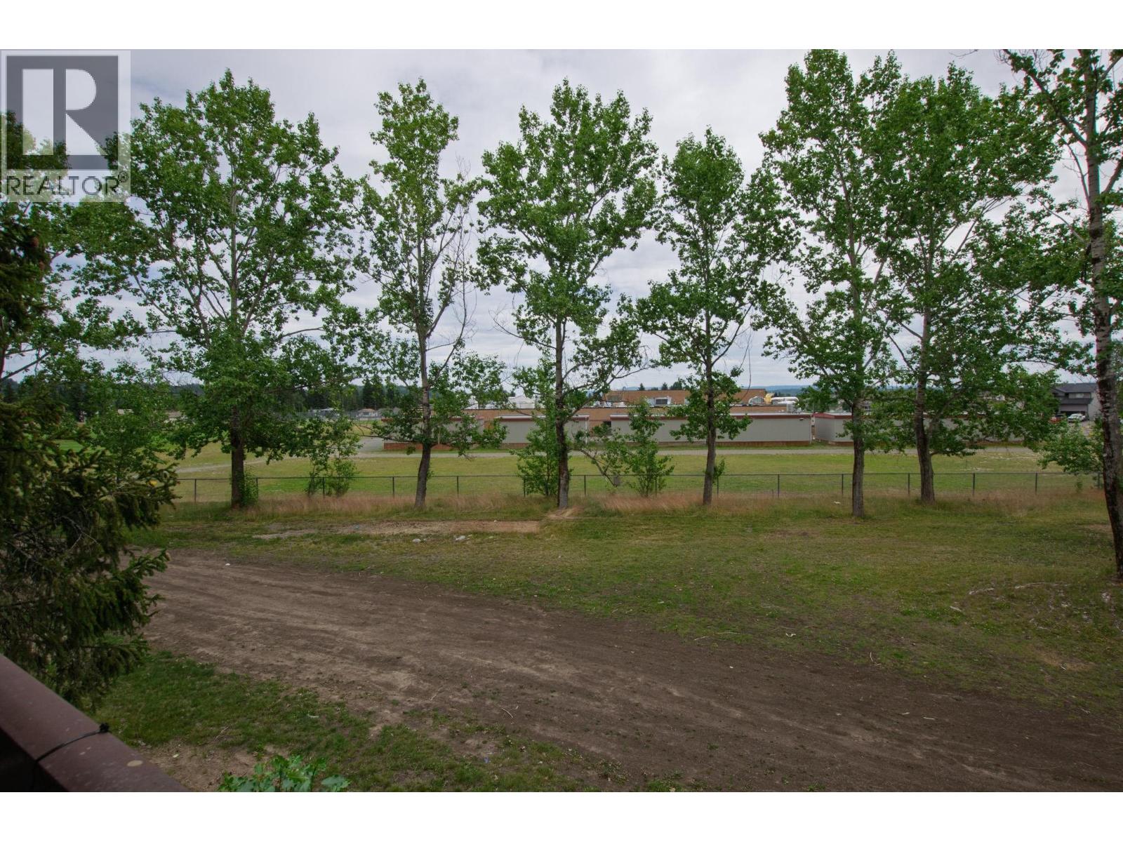 #215 392 KILLOREN CRESCENT - 16