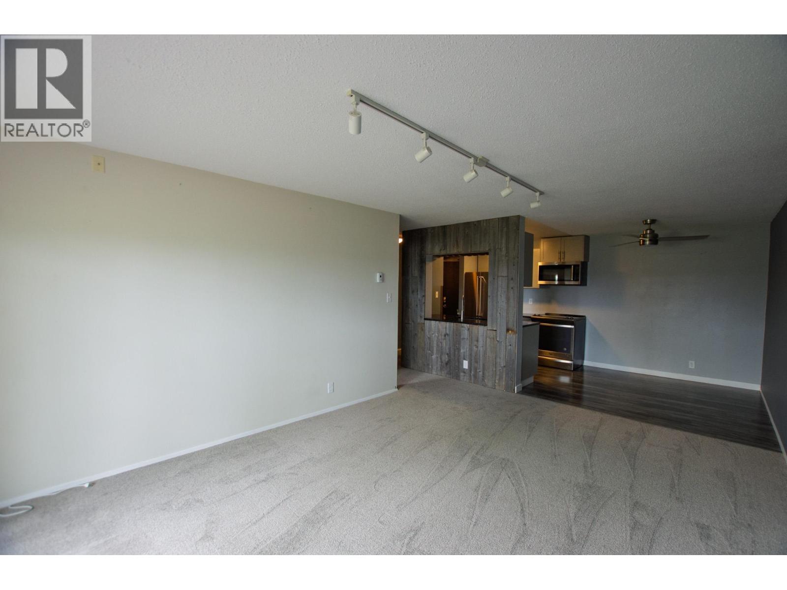 #215 392 KILLOREN CRESCENT - 8
