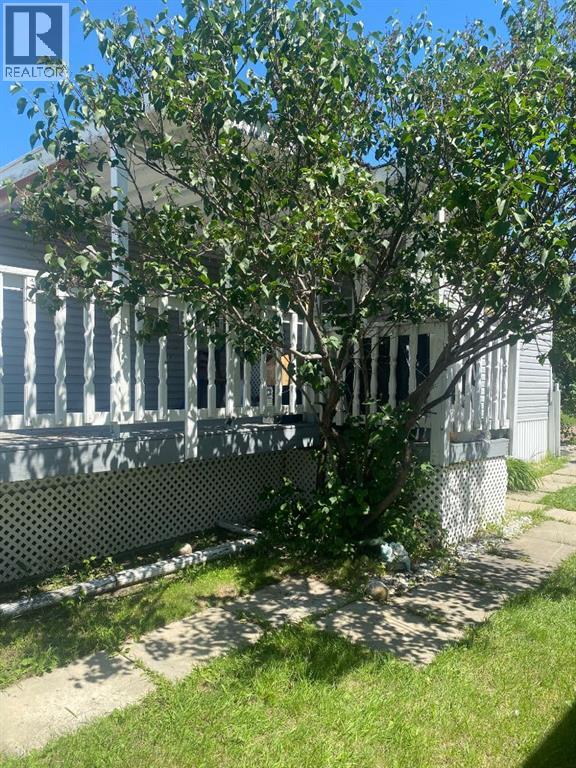818, 6834 59 Avenue - 16