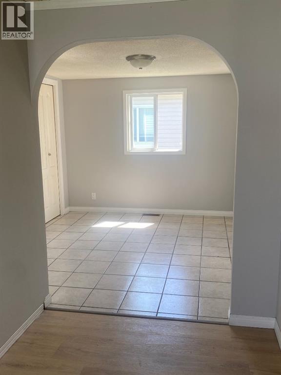 818, 6834 59 Avenue - 3