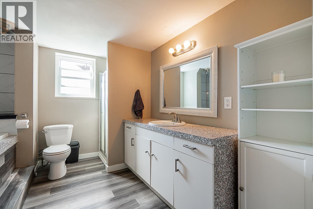 50 EAST 10TH AVENUE, New Westminster