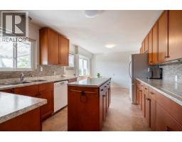 50 E 10th Avenue, New Westminster, BC V3L4R5 Photo 11