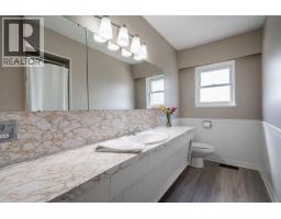 50 E 10th Avenue, New Westminster, BC V3L4R5 Photo 23