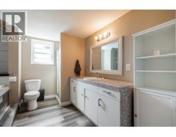 50 E 10th Avenue, New Westminster, BC V3L4R5 Photo 28