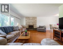 50 E 10th Avenue, New Westminster, BC V3L4R5 Photo 6