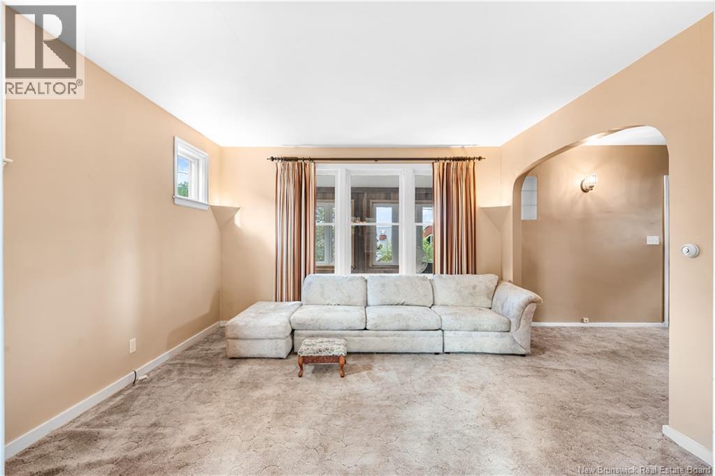 10 Bellevue Street - 14
