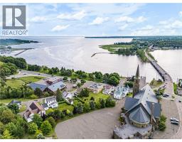 10 Bellevue Street, Bouctouche, NB E4S2W3 Photo 45