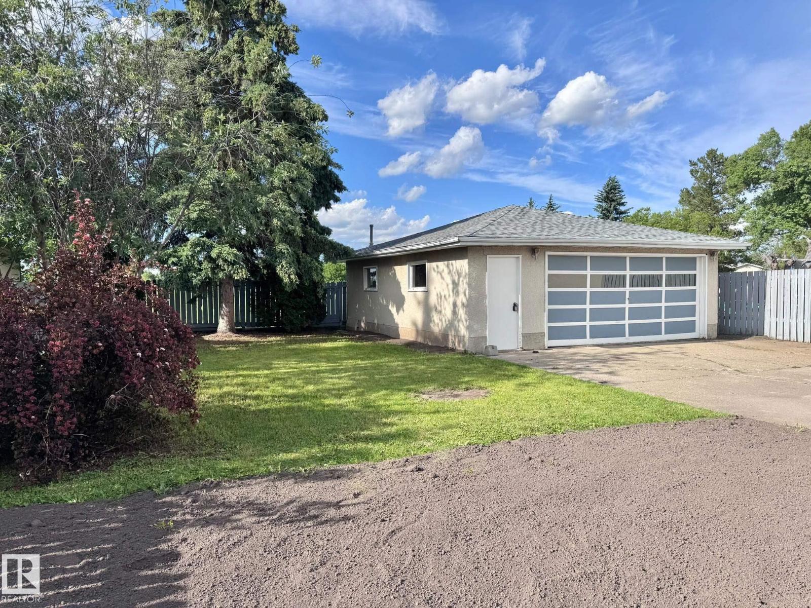 11616 158 AV NW NW - 24