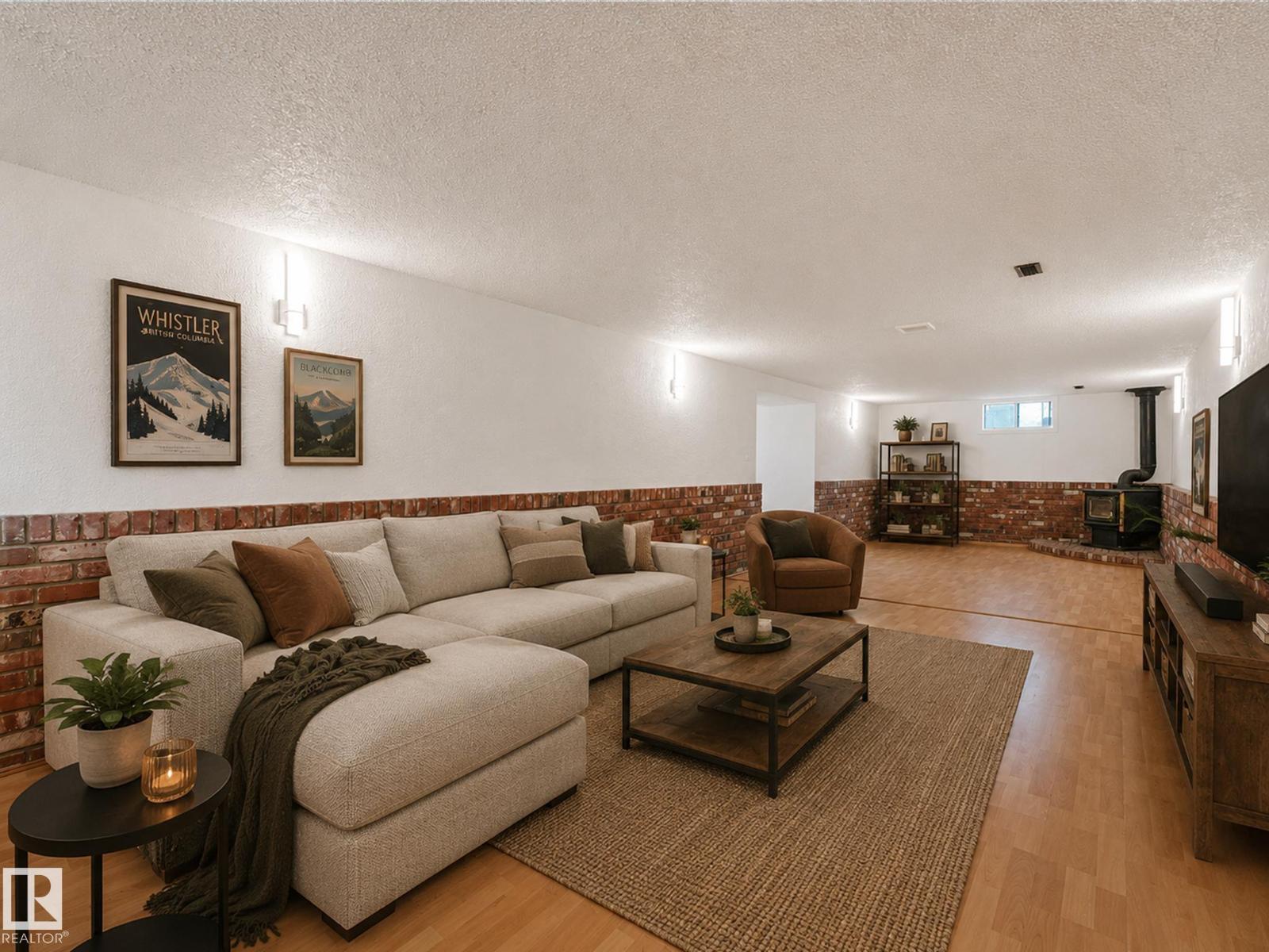 11616 158 AV NW NW - 19